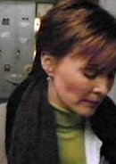Kerry Weaver (Laura Innes)